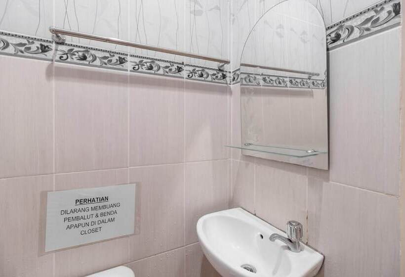 膳宿费 Reddoorz @ Jalan Jenderal Sudirman Palembang 2