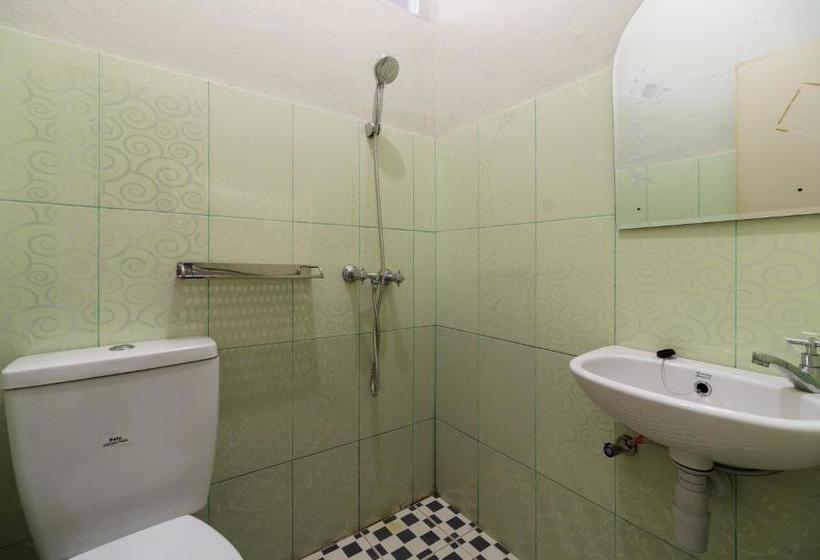 펜션 Reddoorz Near Cikampek Mall Karawang