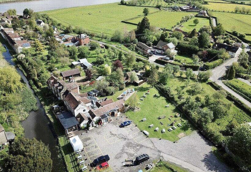 호스텔 The Ship Inn