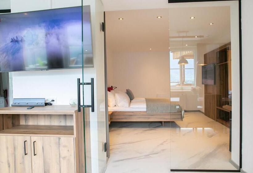 ユースホステル Weisses Lamm