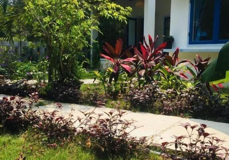 تختخواب و صبحانه Hoi An Blue Seaside Homestay