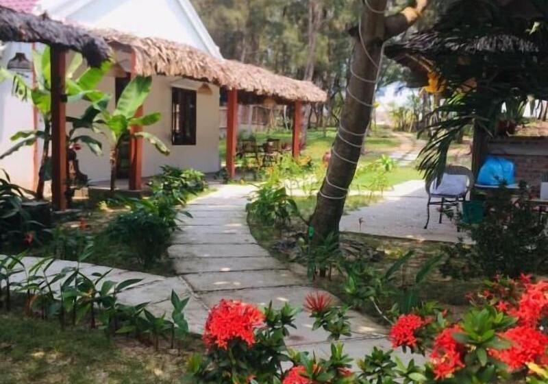 تختخواب و صبحانه Hoi An Blue Seaside Homestay