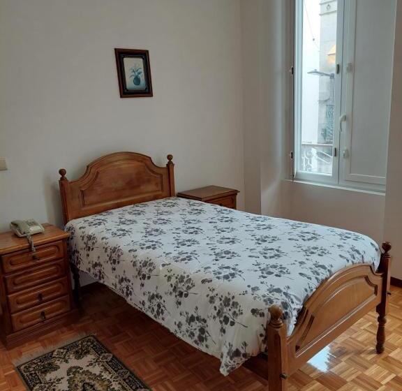 تختخواب و صبحانه Residencial Real   Antiga Rosas