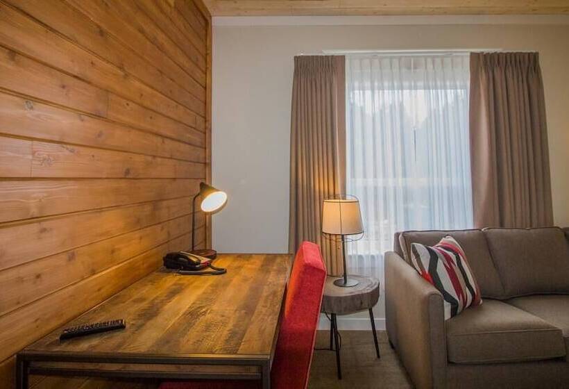 호텔 Cranberry Arms Inn