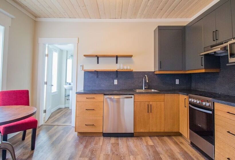 호텔 Cranberry Arms Inn