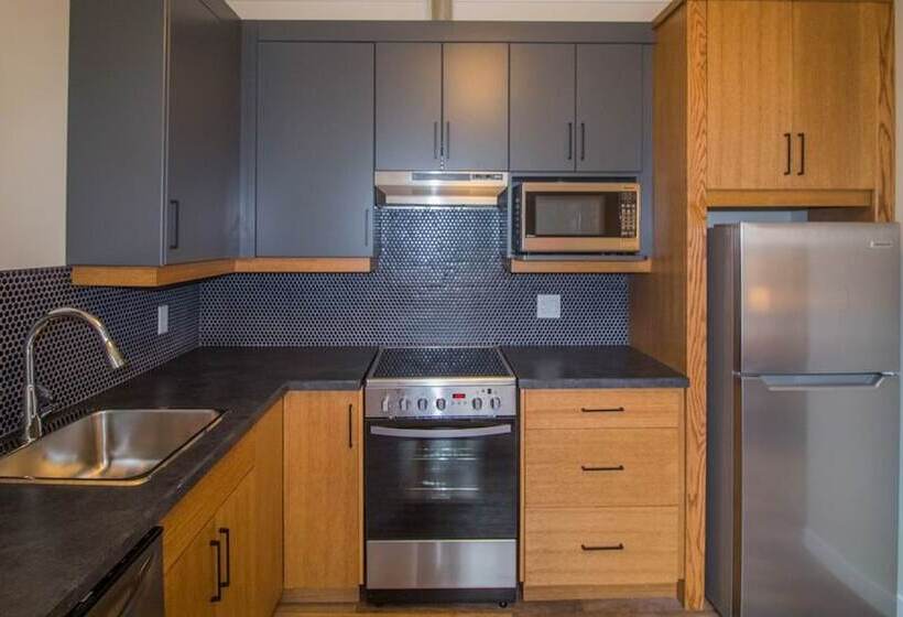 호텔 Cranberry Arms Inn