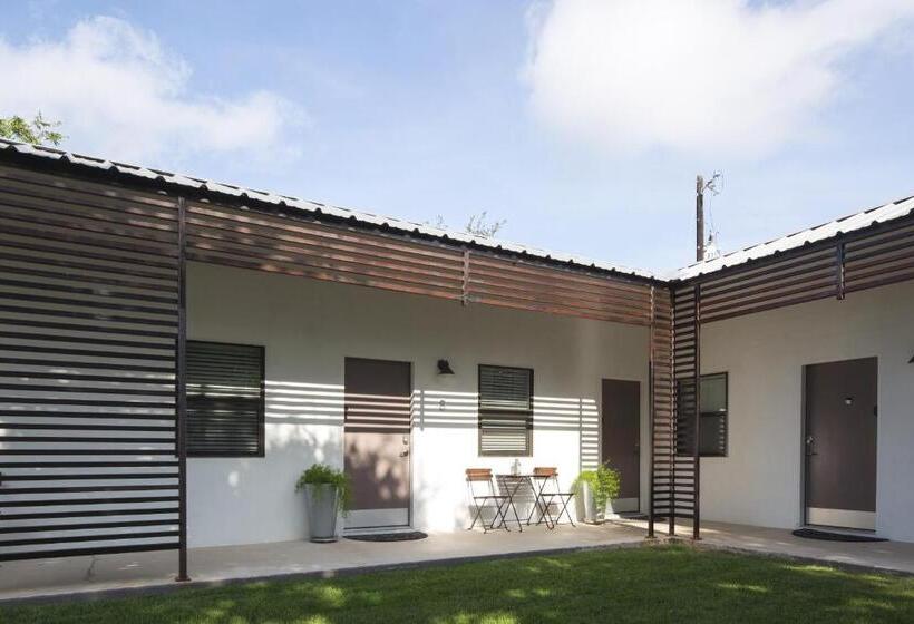 호텔 Flora And Fauna