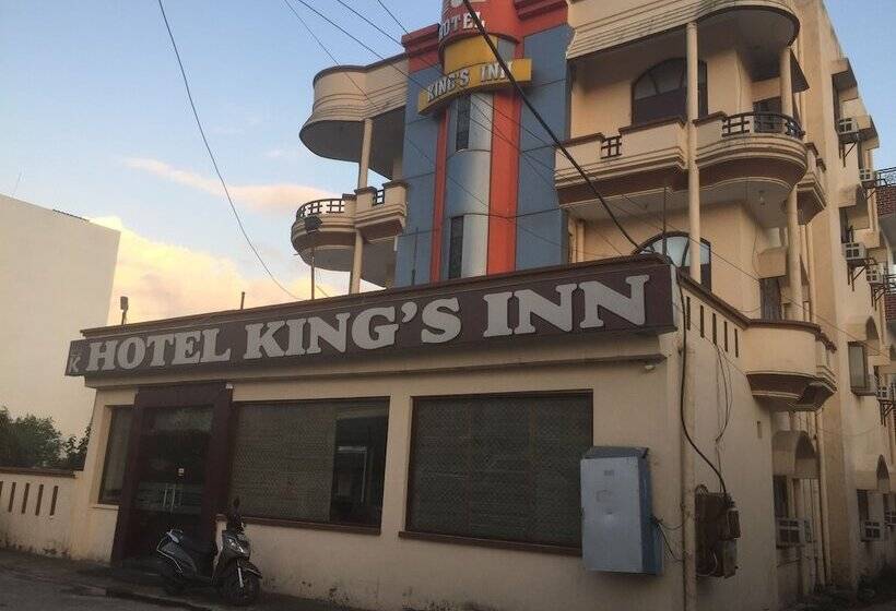 בית מלון כפרי Kings Inn