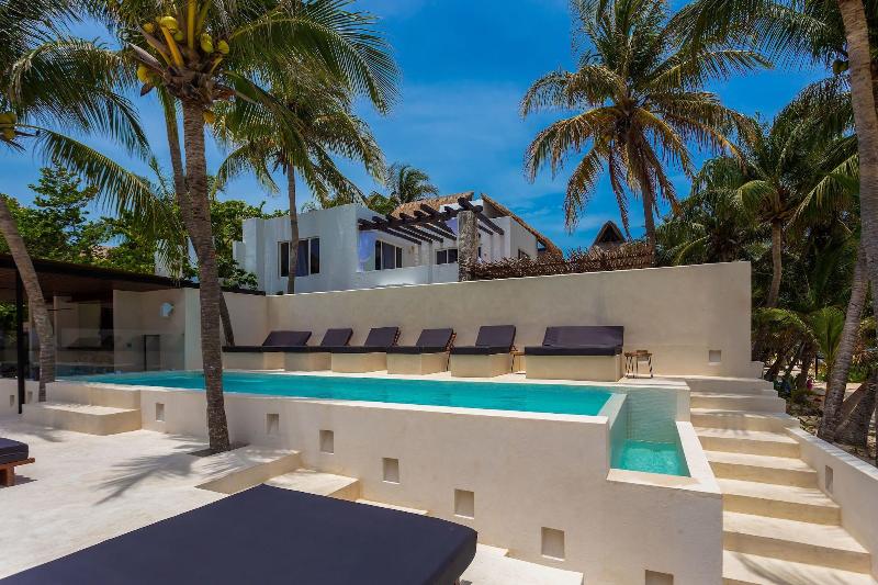 Lotus Beach Hotel   Adults Only