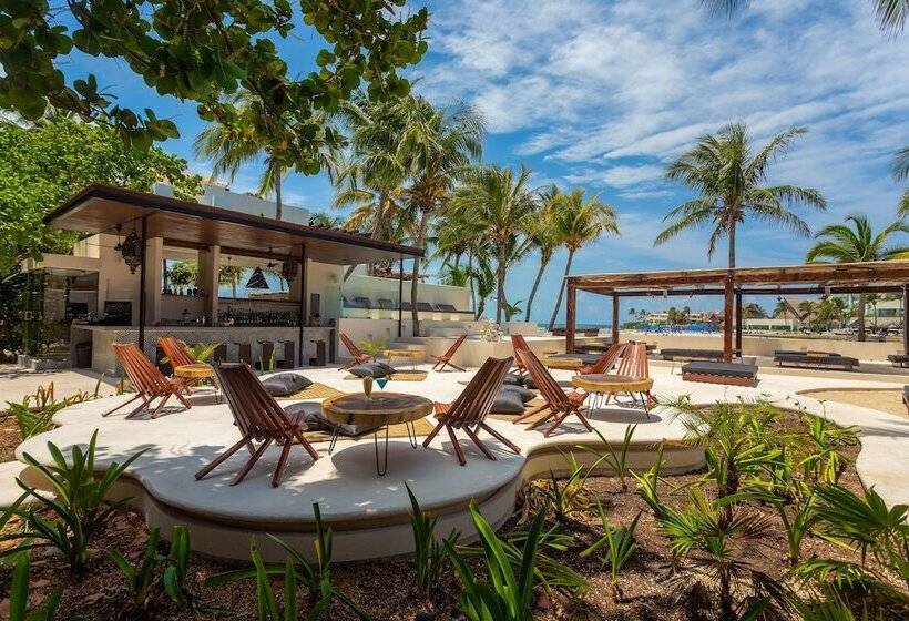 Lotus Beach Hotel   Adults Only