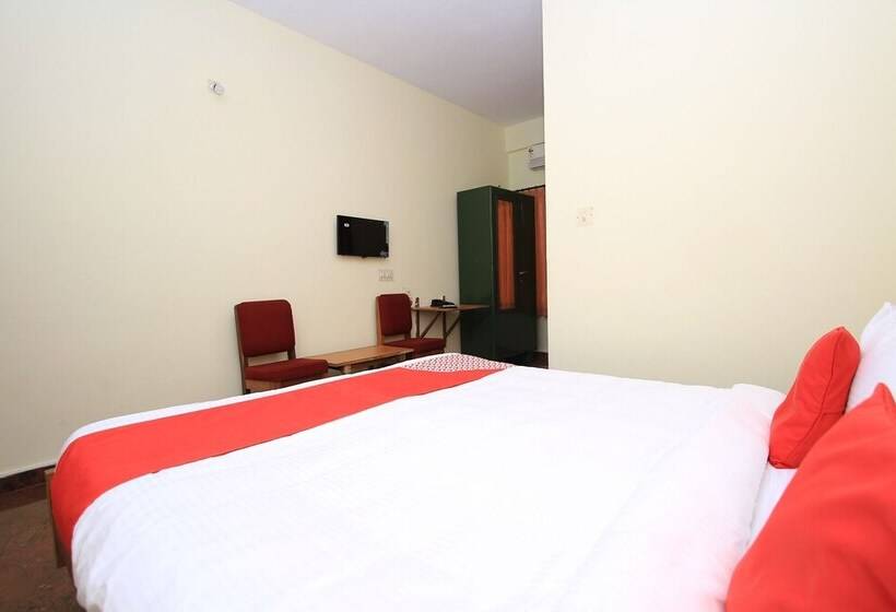 酒店 Oyo 29159 Varsha Boarding And Lodging