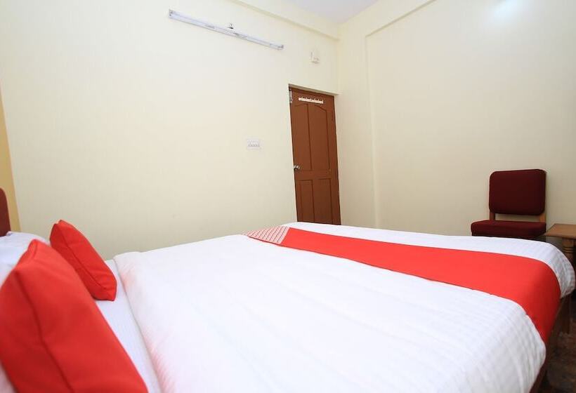 酒店 Oyo 29159 Varsha Boarding And Lodging