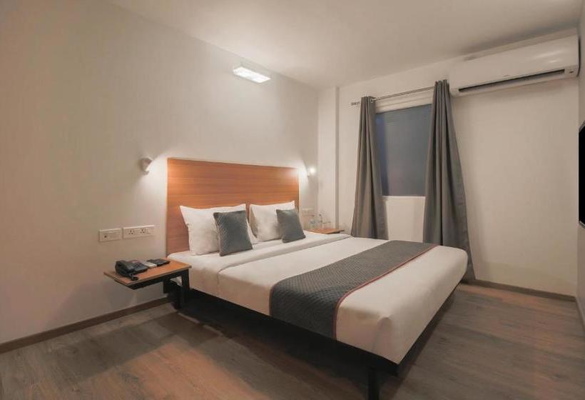 Hotel Oyo Townhouse 098 Manyata Gate No 5