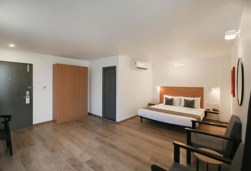 Hotel Oyo Townhouse 098 Manyata Gate No 5