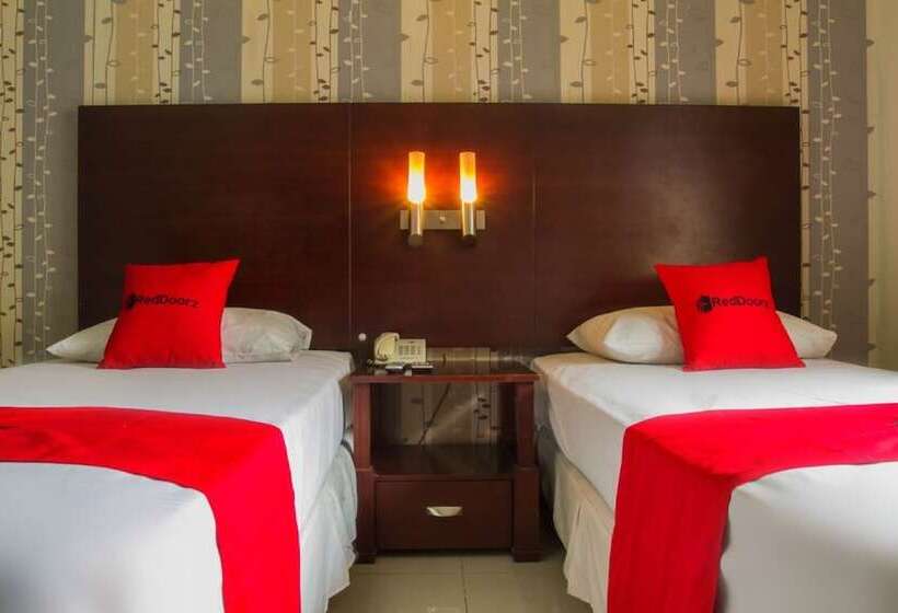호텔 Reddoorz @ Cikutra 3