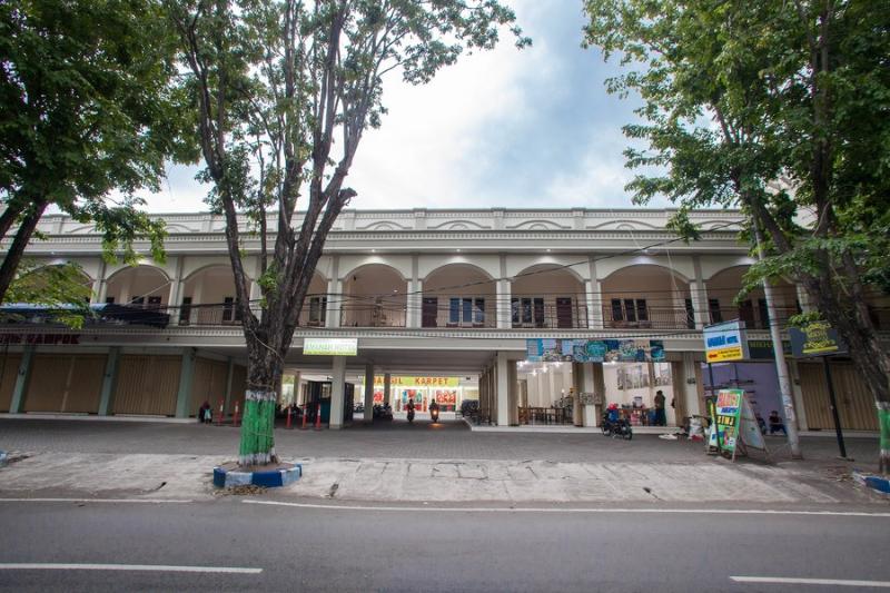 Отель Reddoorz Near Alun Alun Bangil