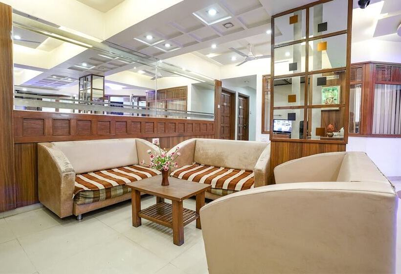 Fabhotel Shanti Sadan