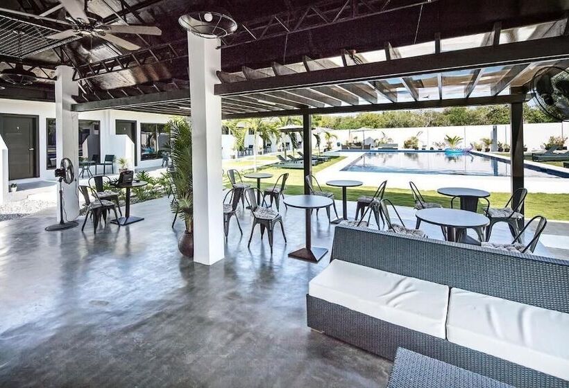 Ohana, Panglao Resort