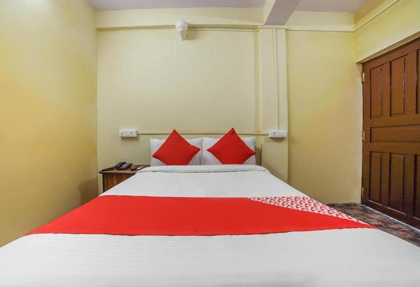 Oyo 30141 Adarsh Hotel And Restaurant