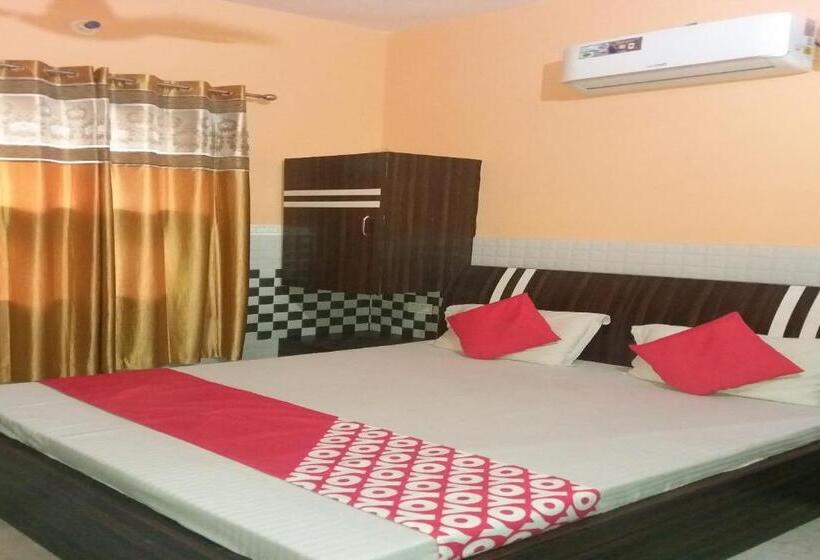 Oyo 30451 Hotel Yaduvanshi