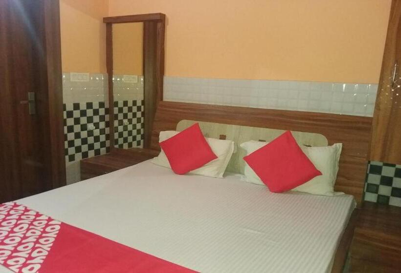 Oyo 30451 Hotel Yaduvanshi