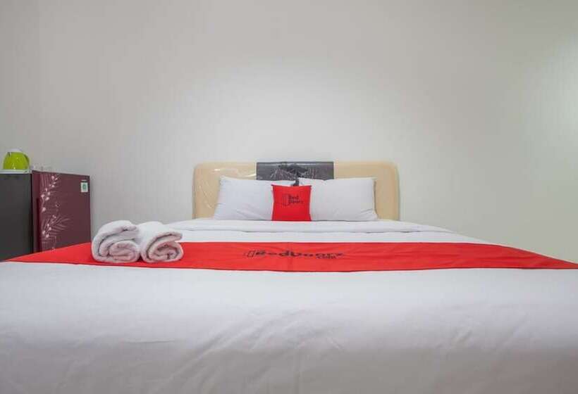 펜션 Reddoorz @ Kertajaya Surabaya