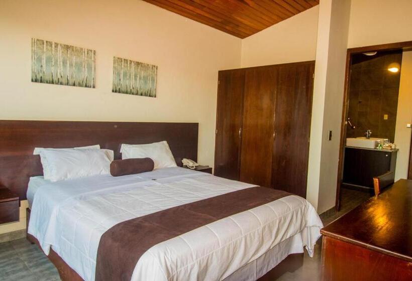 Urqu Hotel & Boutique