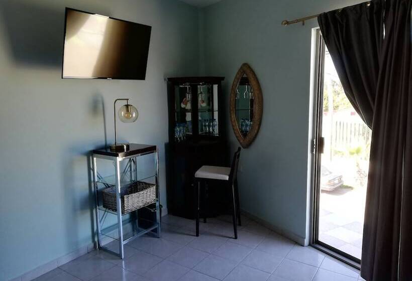 ホテル Lores House