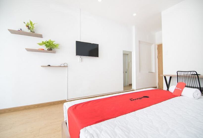 هتل Reddoorz @ Tran Hung Dao Street