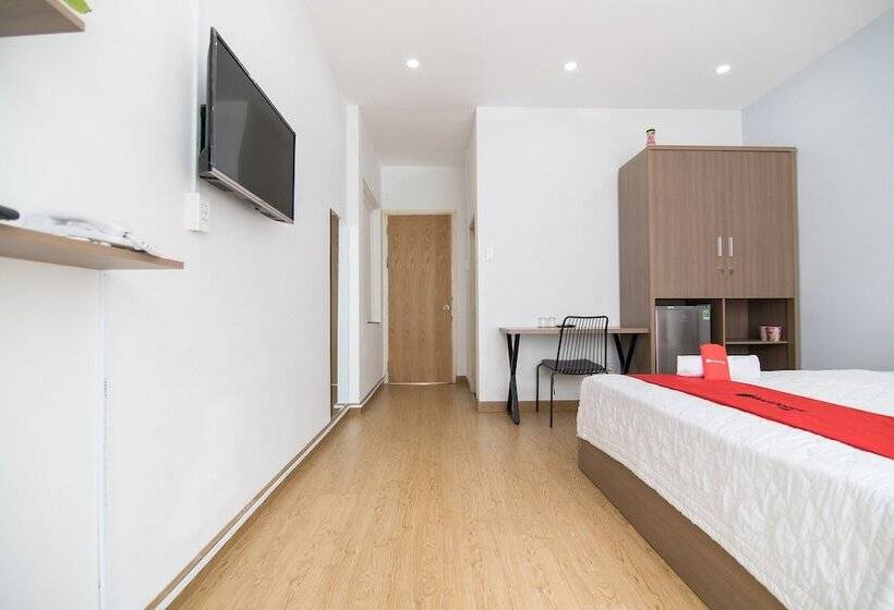 هتل Reddoorz @ Tran Hung Dao Street