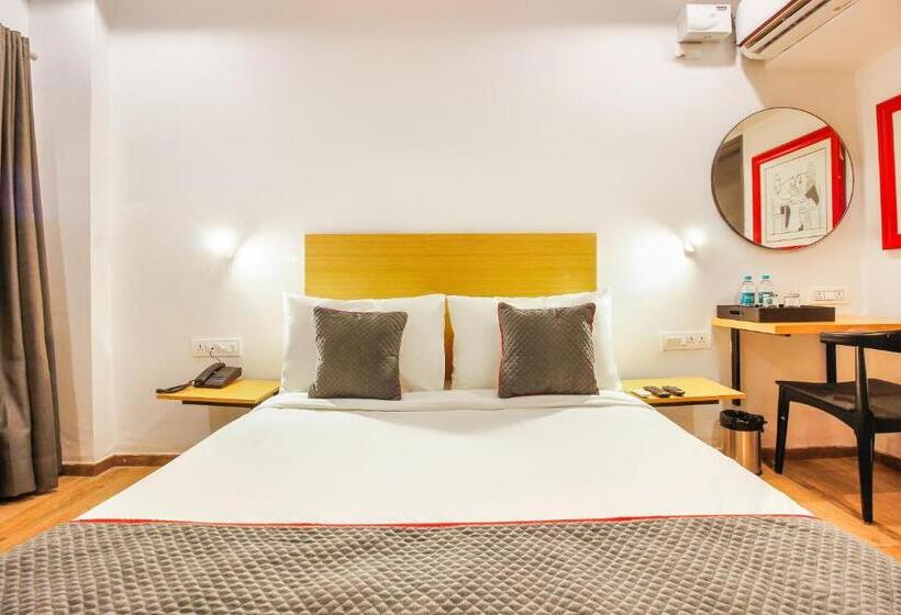 هتل Super Townhouse Rcc Sunrise