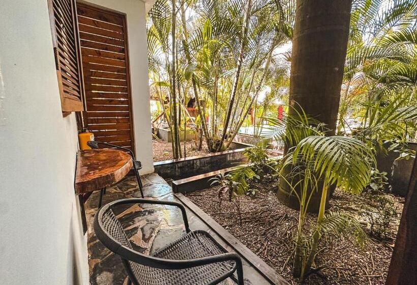 فندق Villa Eden Palomino