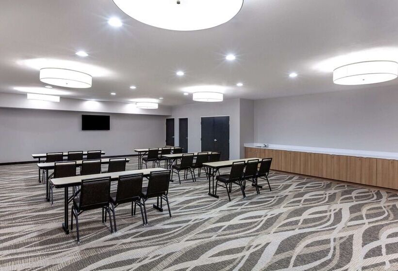 Microtel Inn & Suites By Wyndham College Station