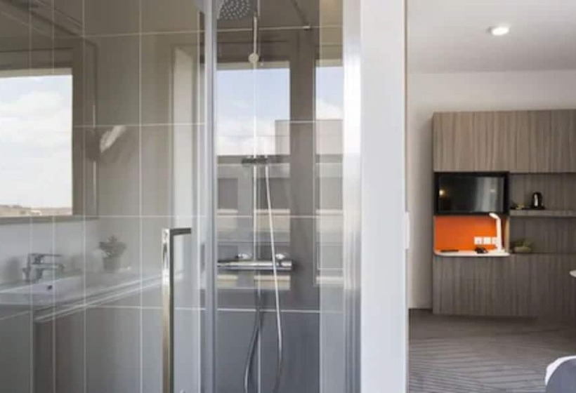 Nemea Appart Hotel So Cloud Lyon Gare Part Dieu