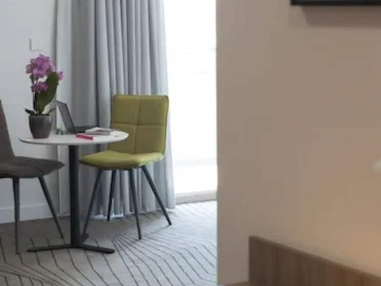 Nemea Appart Hotel So Cloud Lyon Gare Part Dieu