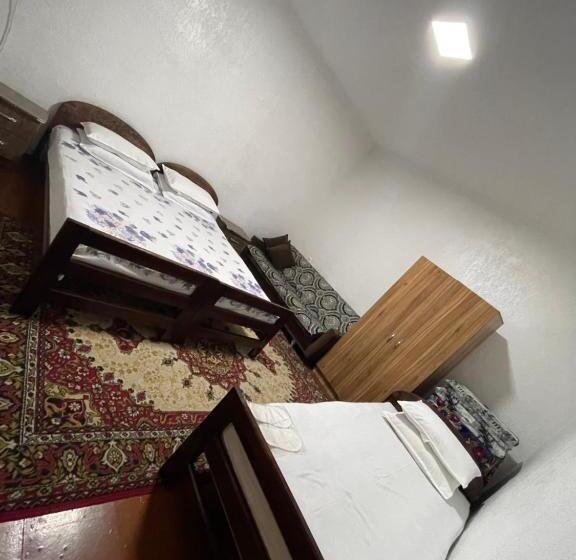 פנסיון Al Mansur