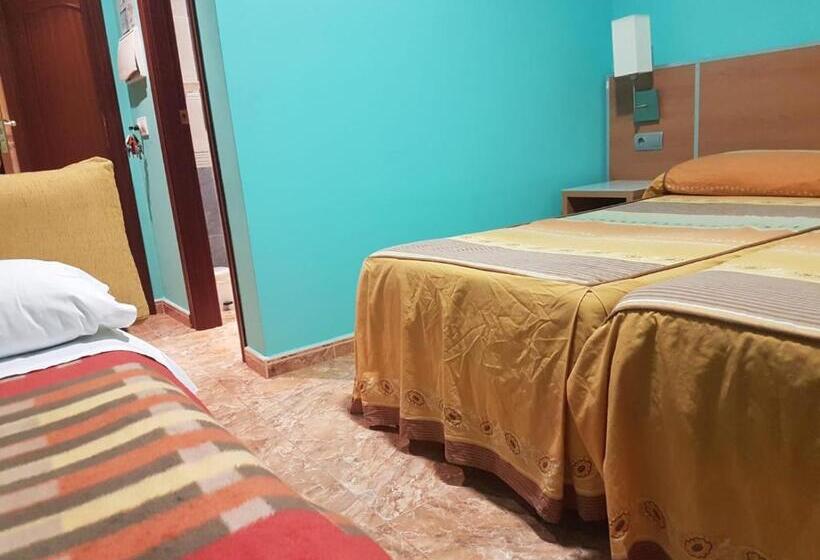 פנסיון Camping Hotel Los Molinos