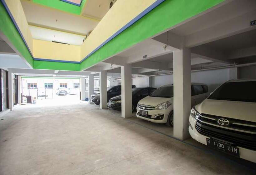 膳宿费 Reddoorz Near Petra University 2