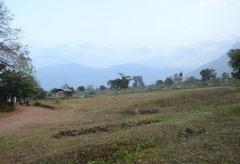 Aarraams Farms & Resorts