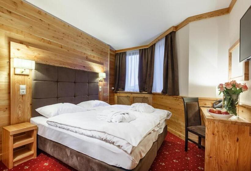 Baron Spa Hotel   Museum Yaremche