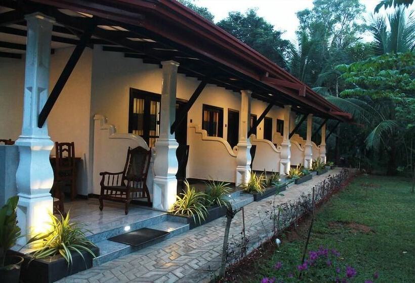 住宿加早餐  Amron Resort Sigiriya