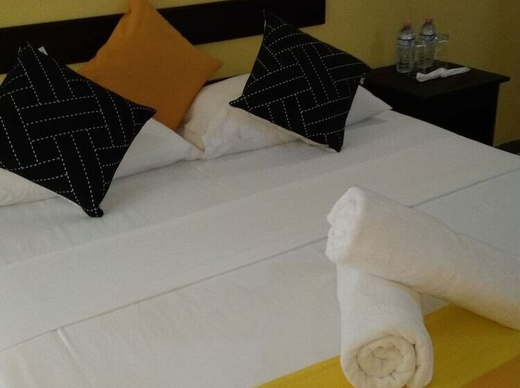 住宿加早餐  Amron Resort Sigiriya