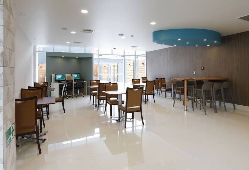 فندق Diego De Almagro Viña Del Mar