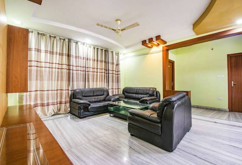 בית מלון כפרי Fabexpress Garden View Inn