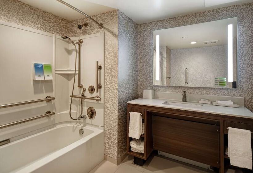 Отель Home2 Suites By Hilton Amherst Buffalo