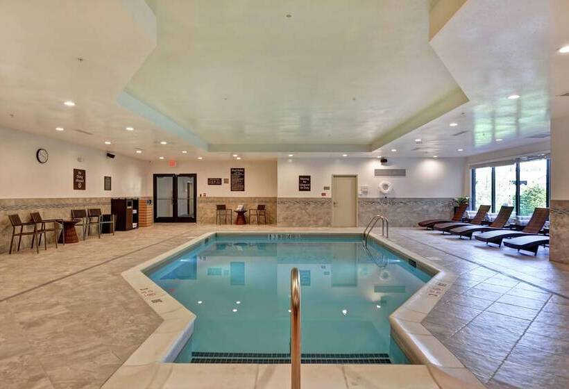 فندق Homewood Suites By Hilton Poughkeepsie