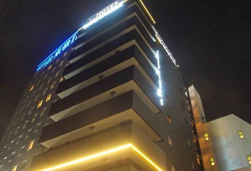 בית מלון כפרי Livemax Fukuyamaekimae