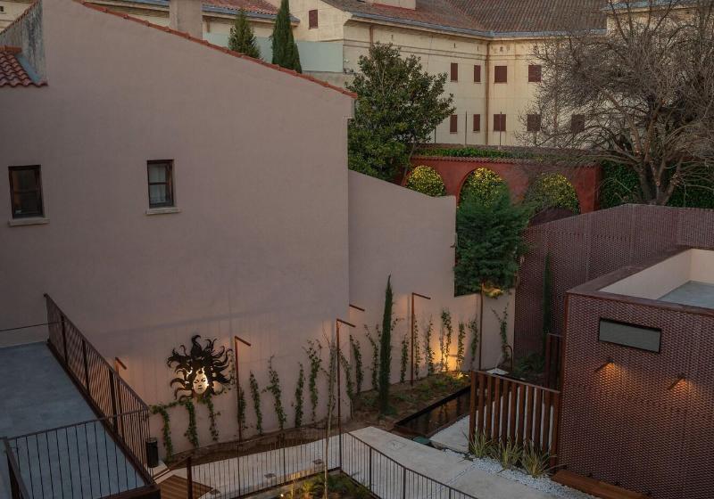 هتل Melibea By Gaiarooms