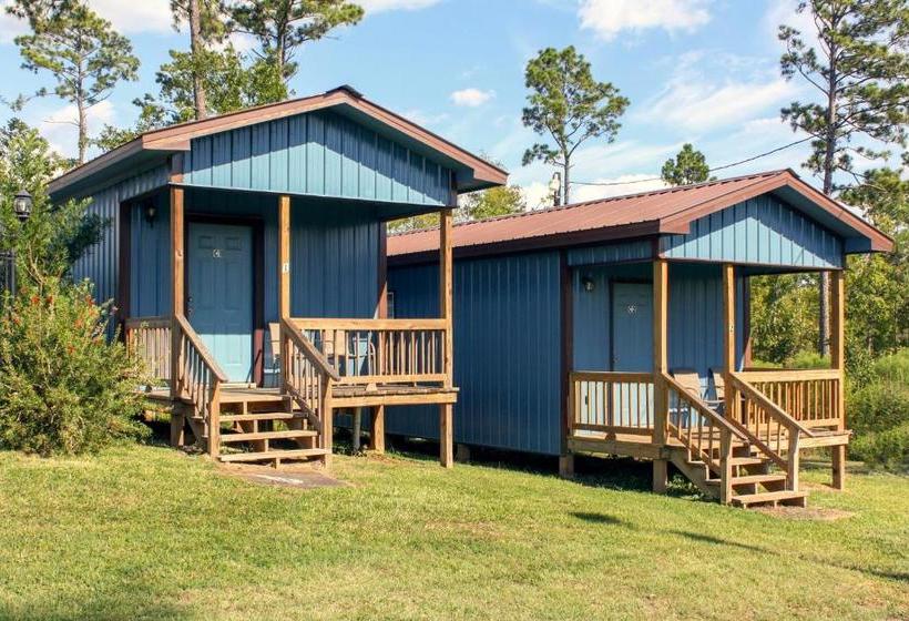 فندق على الطريق Toledo Town Inn