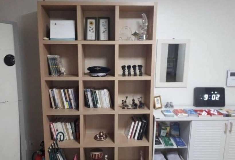 פנסיון Gwangju Songjeong Station Guesthouse   Hostel